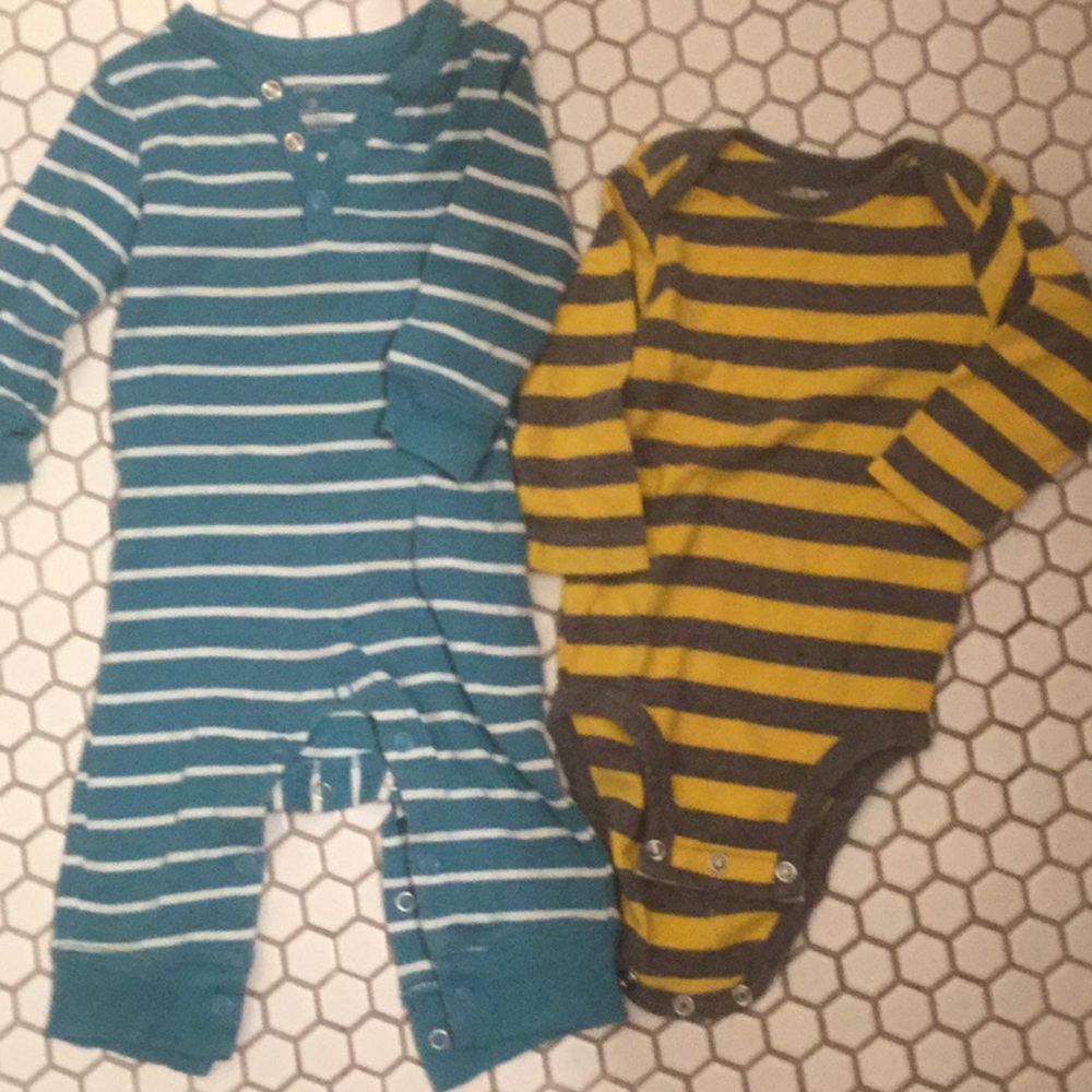 Carters 6 mo onesies